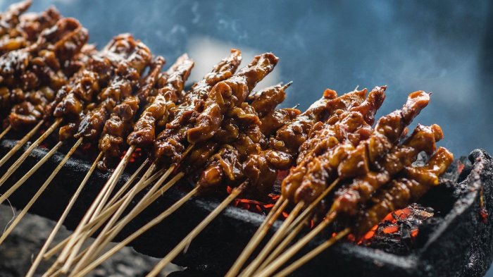 Sate Ayam: Kuliner Tradisional yang Tak Pernah Lekang oleh Waktu