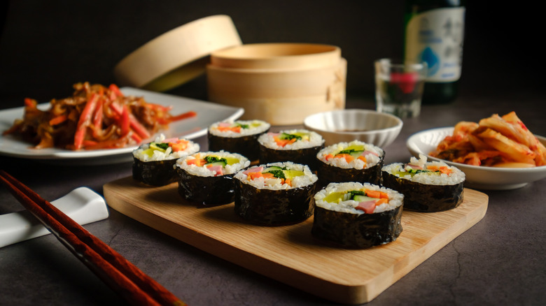 Kimbap: Korea’s Seaweed Rice Rolls 🍙