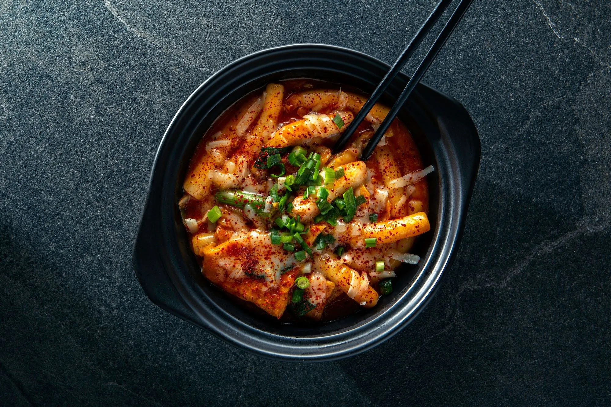 Tteokbokki: Spicy Stir-Fried Rice Cakes from Korea 🌶️🍢